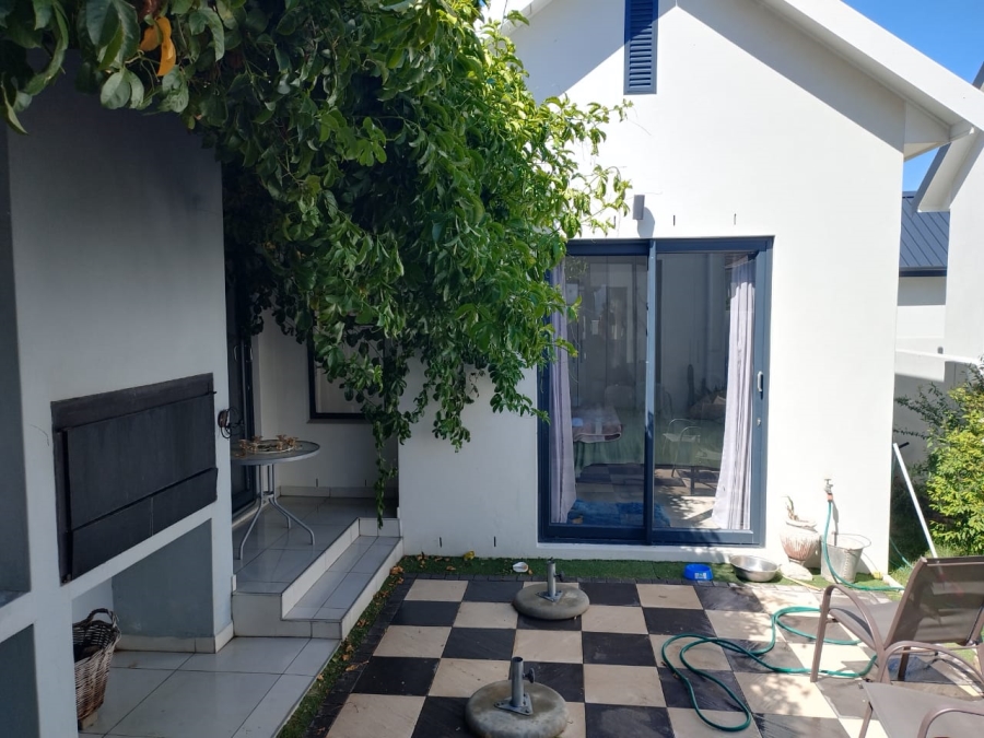 To Let 3 Bedroom Property for Rent in Sitari Country Estate Western Cape